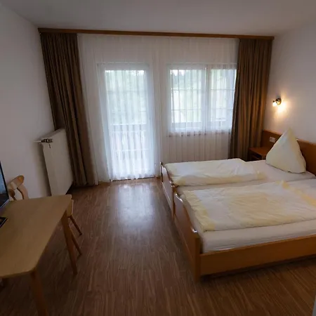 Waldpension Hengsthof Гостевой дом Оберкирх